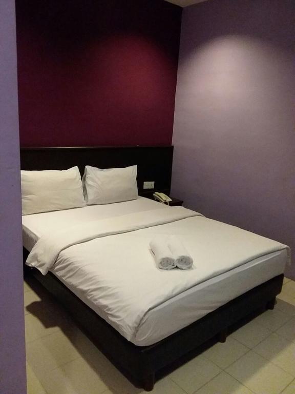 Bary Inn, Klia & Klia2 - 24 Hours Free Airport Pick-Up Sepang Esterno foto