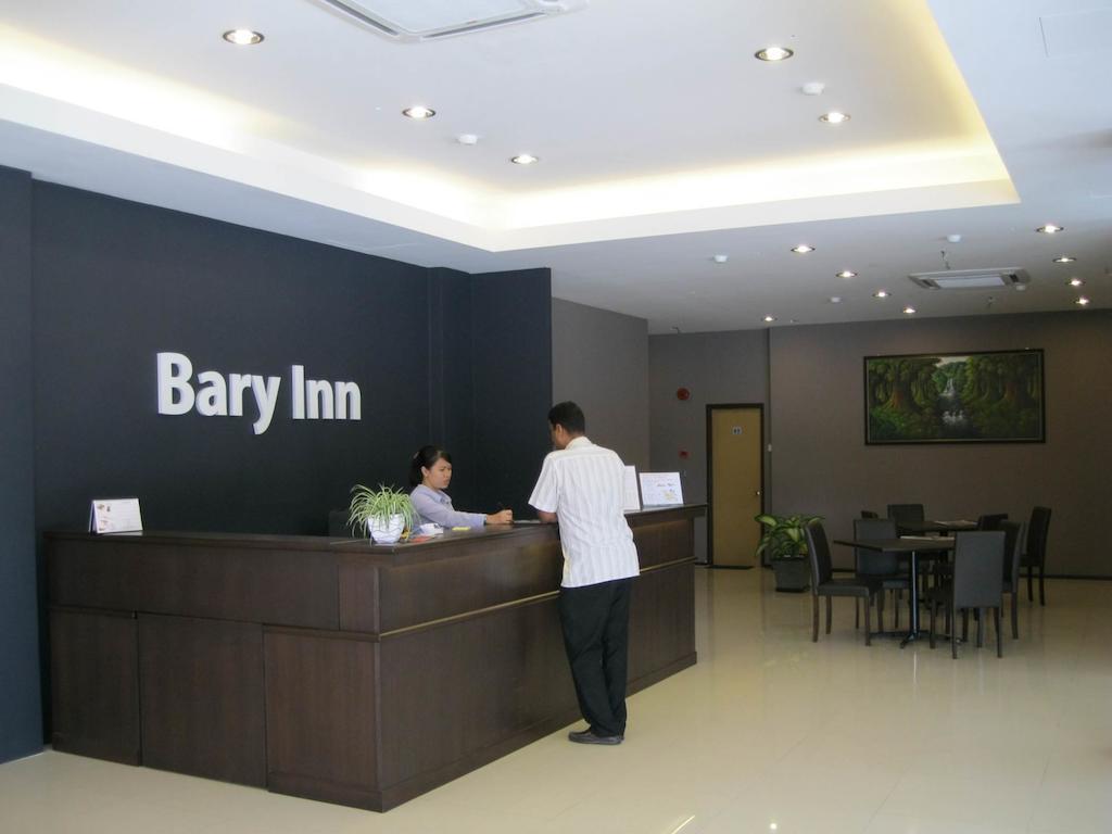 Bary Inn, Klia & Klia2 - 24 Hours Free Airport Pick-Up Sepang Esterno foto
